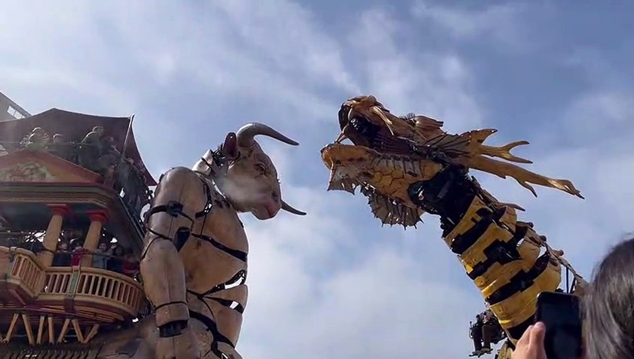 Long Ma, la jument-dragonne, et Astérion le Minotaure en pleine rencontre !