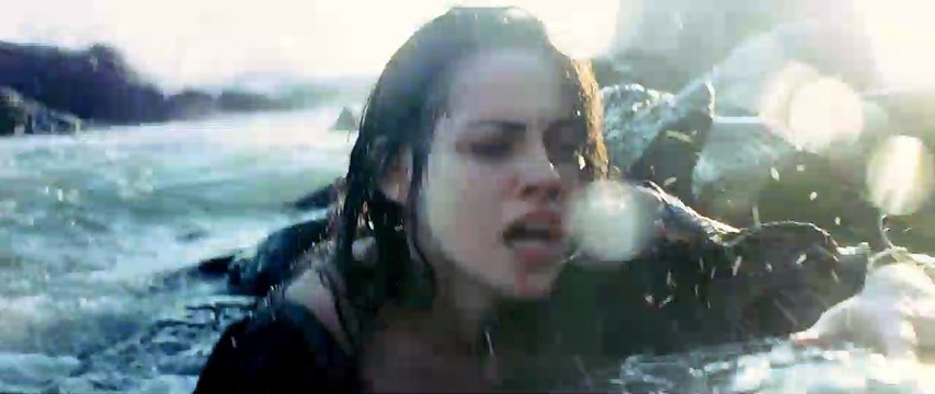 Blanche-Neige et le chasseur Vidéo clip VO