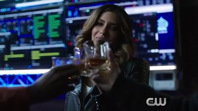 Arrow - saison 6 - épisode 10 Bande-annonce VO
