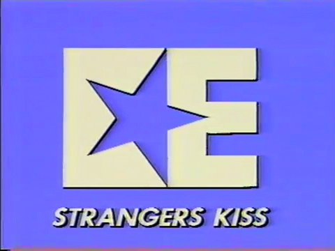 Strangers Kiss Bande-annonce VO