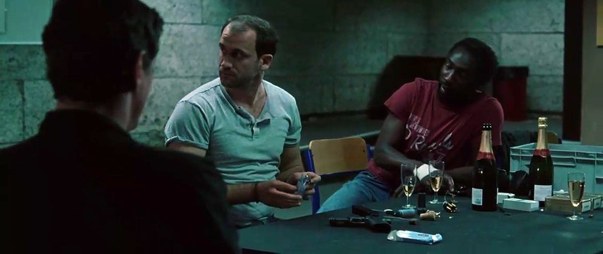 Mains armées Extrait vidéo (3) VF