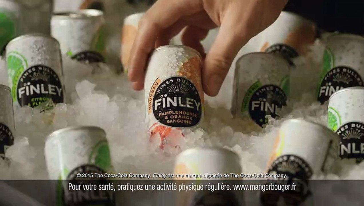 Découvrez FÏNLEY avec Omar Sy "Maillot de bain"