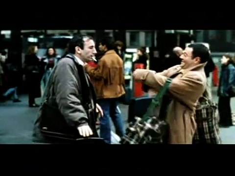 Extension du domaine de la lutte Bande-annonce (2) VF