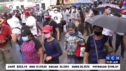 "Instruye al niño en su camino y no se apartará de él" | Un pequeño representa a Jesús este Viernes Santo