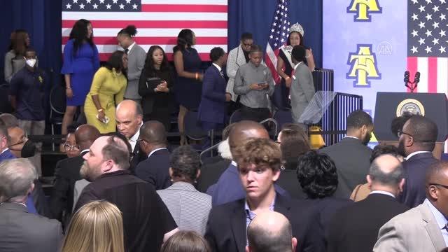Cumhuriyetçiler Biden'ın boşlukla tokalaşmasını mizah konusu yaptı