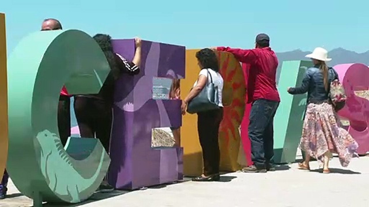 Nueva vida a las letras de Bucerías con nuevos...