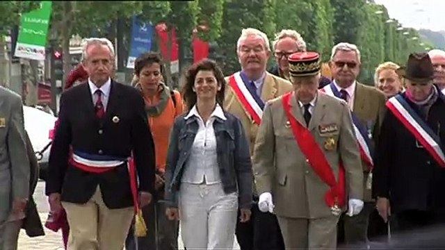 Avec nos yeux Bande-annonce VF