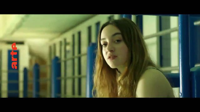 H24, 24 heures dans la vie d'une femme - saison 1 Bande-annonce VO
