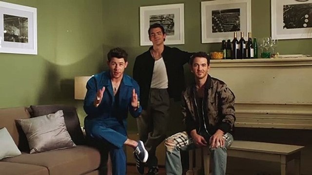 Jonas Brothers Family Roast Teaser VO
