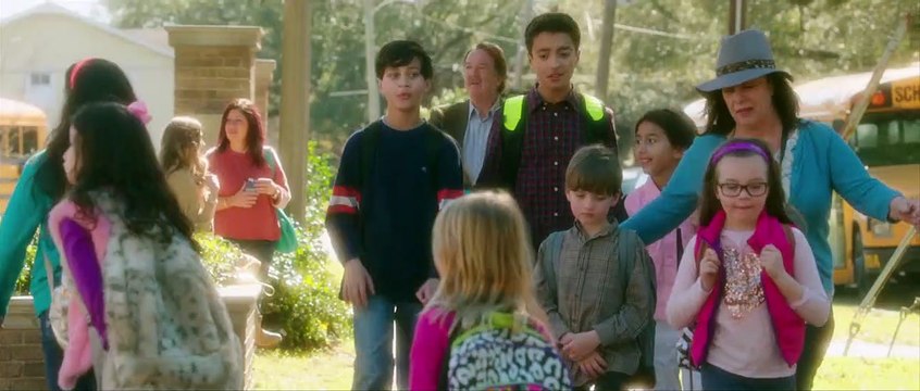 Bad Moms - EXTRAIT VF Devant l'école