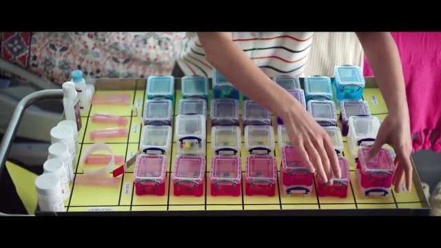 A deux mètres de toi Bande-annonce (2) VO