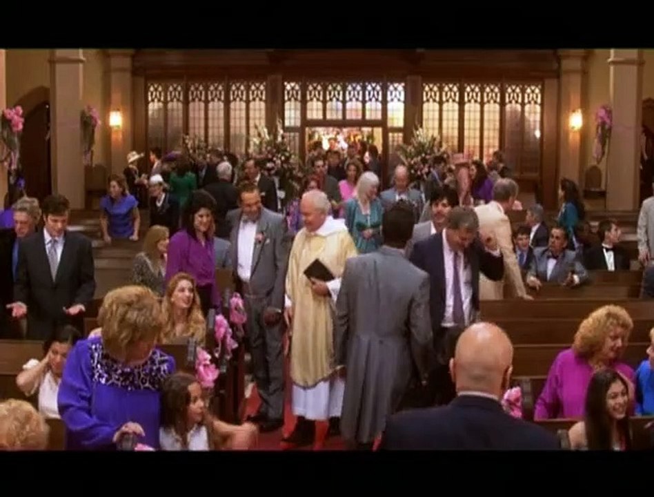 27 robes Bande-annonce VO