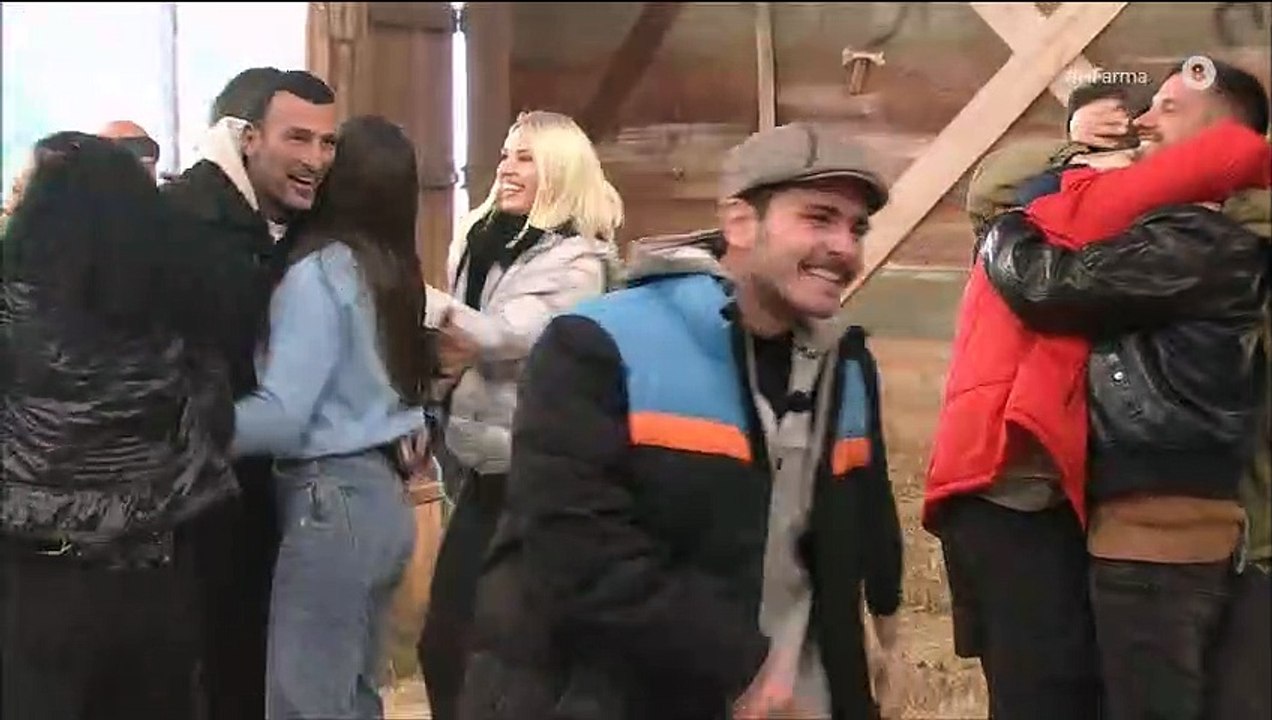 H Φάρμα τελικός: Αγκαλιές, γέλια αλλά και συγκί...