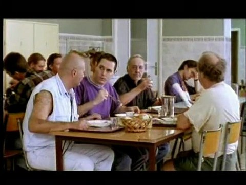 Toujours tout droit Bande-annonce VF