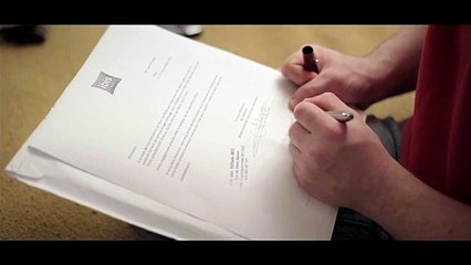 Vincent et moi EXTRAIT VF "Signer un contrat"