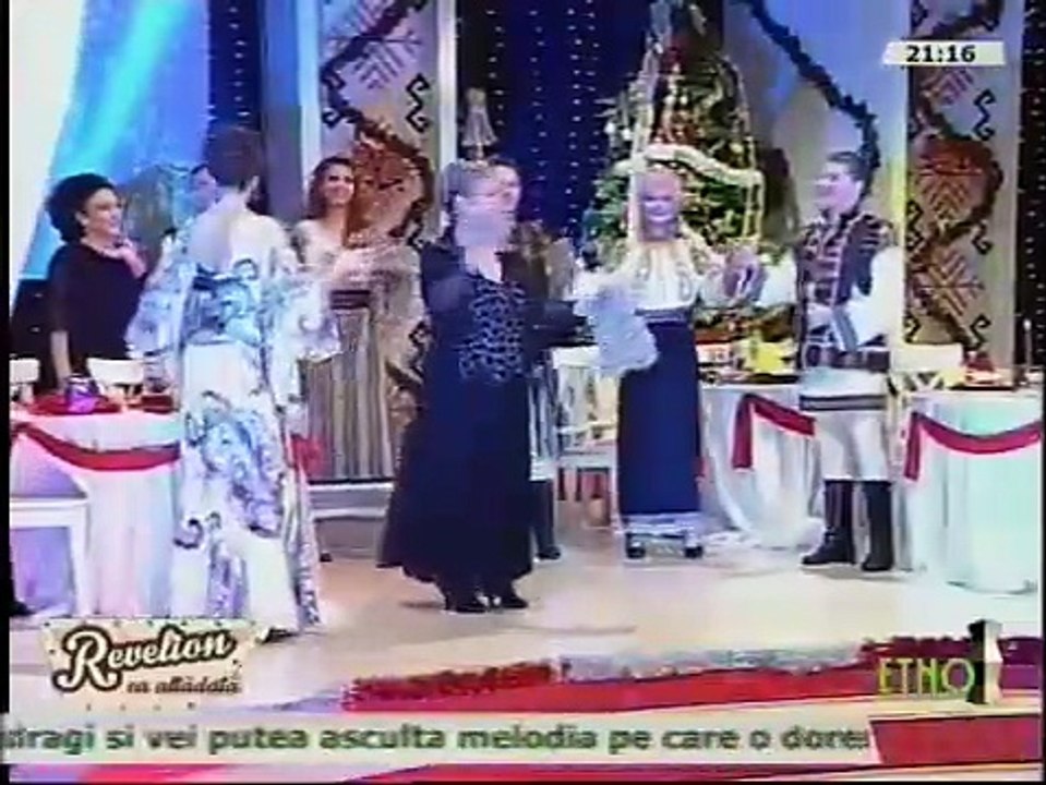 Mioara Velicu - Azi e mare sarbatoare (Revelion ca altadata 2014 - ETNO TV)