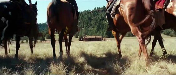 Hostiles EXTRAIT VO "Sauvez-vous"