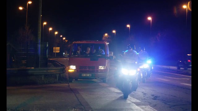 Debout sur la montagne EXTRAIT Arrestation