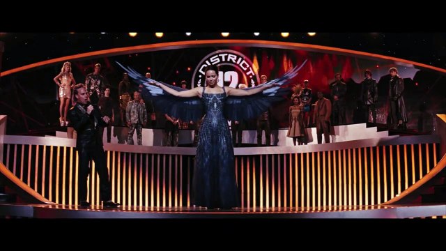 Hunger Games : L'embrasement - MAKING OF VOST La robe de mariage