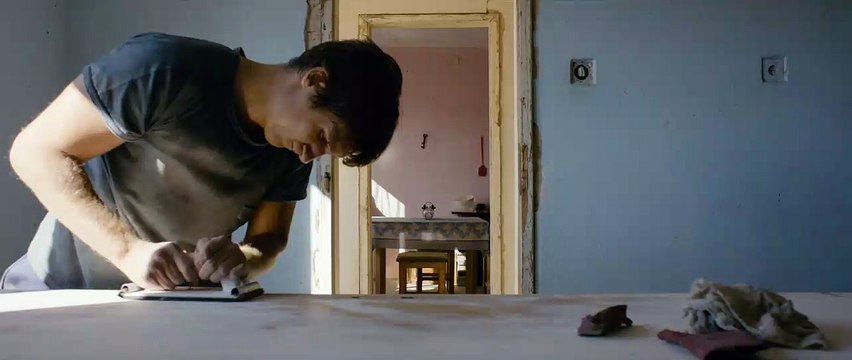 Soleil de plomb - EXTRAIT VOST Tu travailles vraiment vite