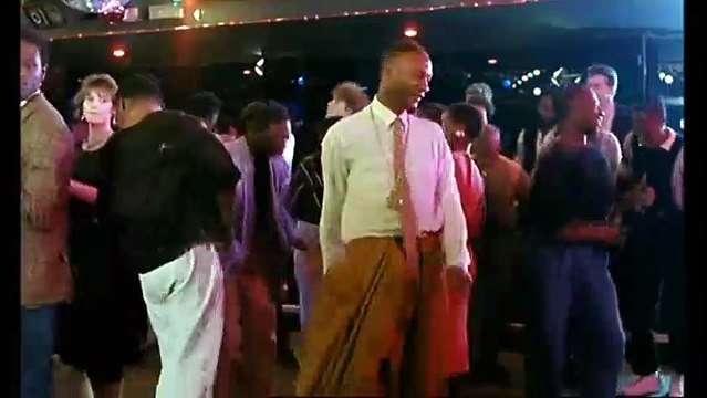 Black mic-mac Bande-annonce VF