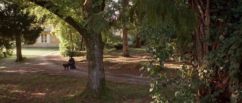 La Lune d'un peu plus près Bande-annonce VF