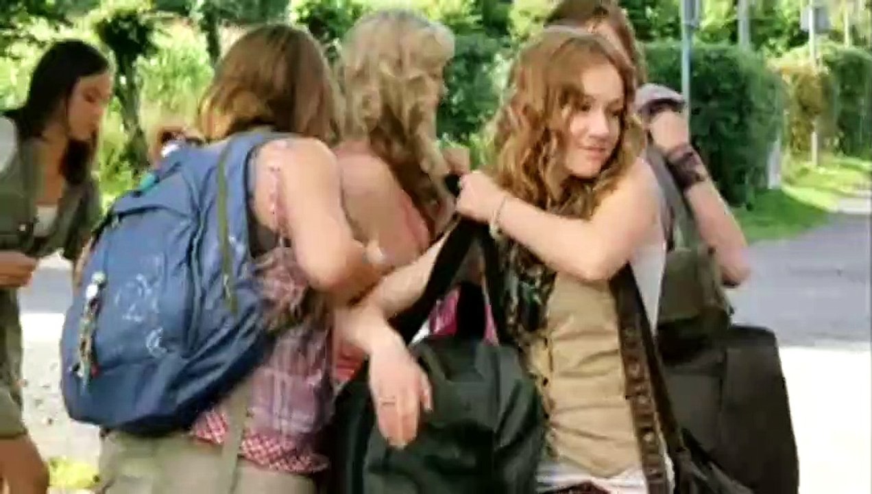 Charlotte et sa bande : vers l'âge adulte Bande-annonce VO