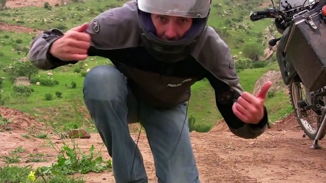 Point and Shoot Bande-annonce VO