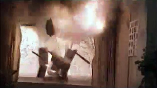 La Maison de fous Bande-annonce VO