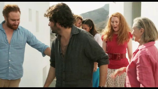 Tu honoreras ta mère et ta mère Teaser (4) VF