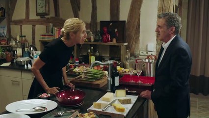 Amoureux de ma femme EXTRAIT "Apéro"