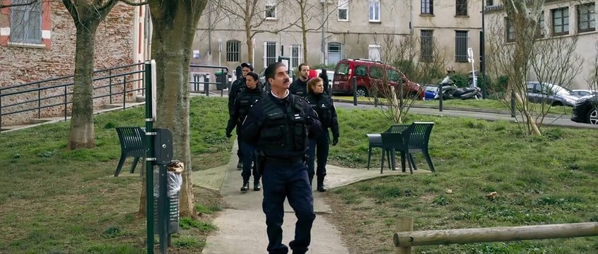 Selon La Police Bande-annonce VF