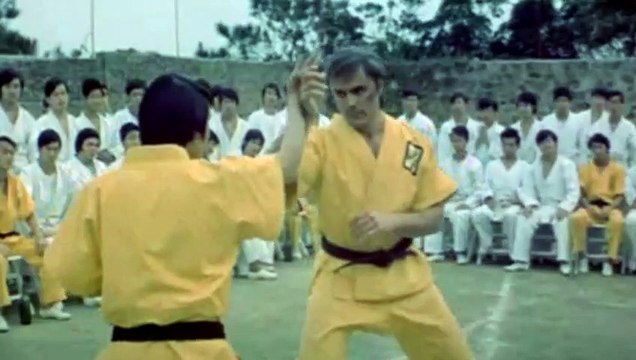 Opération dragon Bande-annonce VO