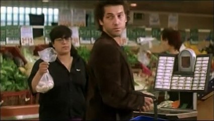 L&#039;Incruste, fallait pas le laisser entrer ! Extrait vidéo VF