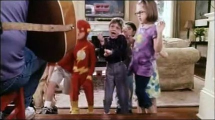 Ecole paternelle Extrait vidéo VF