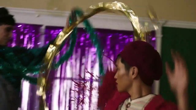 Moon Manor Bande-annonce VO