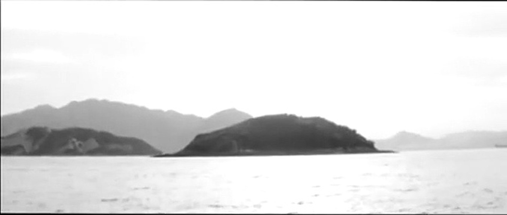 L'Ile nue Bande-annonce VO