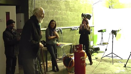 Christopher Lee chante dans Charlemagne: By the Sword and the Cross