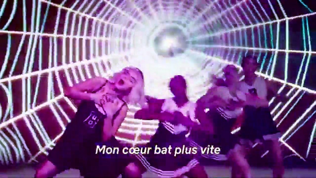 Les Nouvelles aventures de Sabrina - saison 3 CLIP VO "Straight to hell"