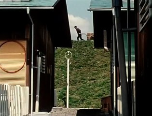 Bonjour - EXTRAIT VOST "Quel bon a rien"