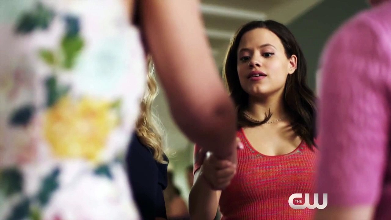 Charmed (2018) - saison 1 Bande-annonce (2) VO