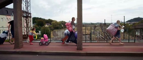 Petite Nature Bande-annonce VF