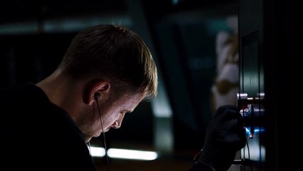 Sense8 - TEASER VF "Profil de personnage : Wolfgang"