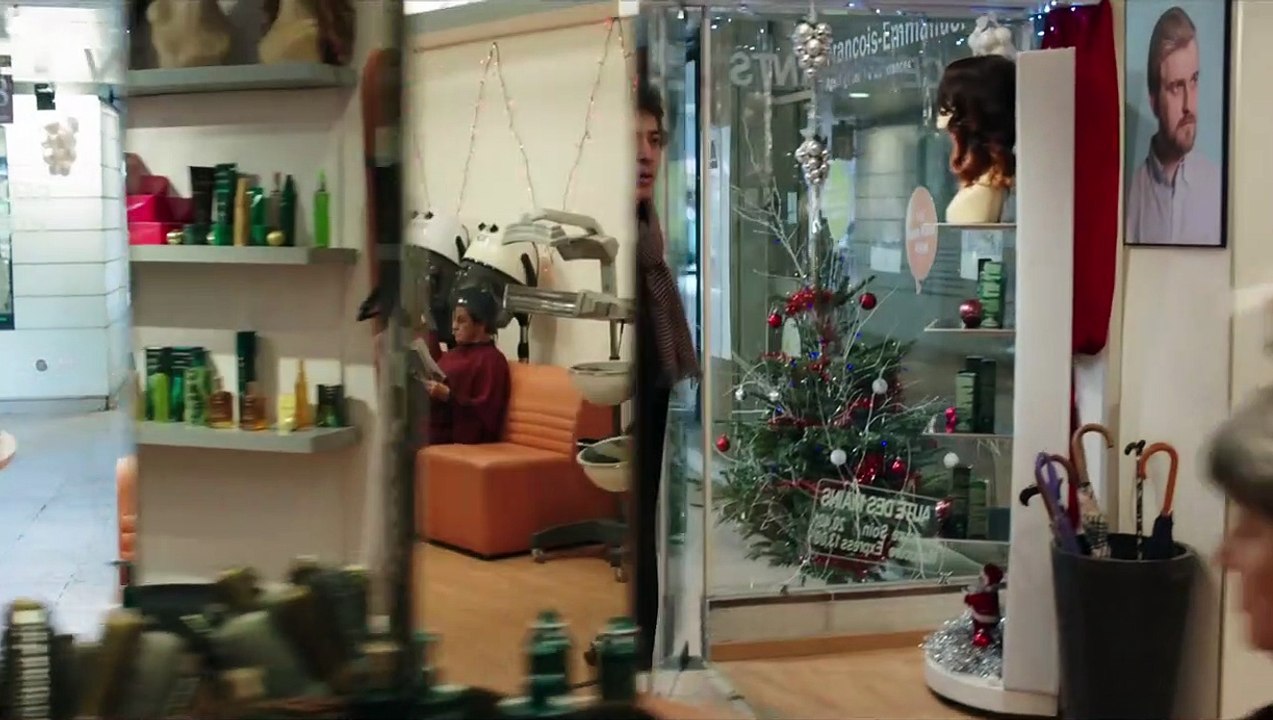"Je vais mieux" - EXTRAIT "La coiffeuse"