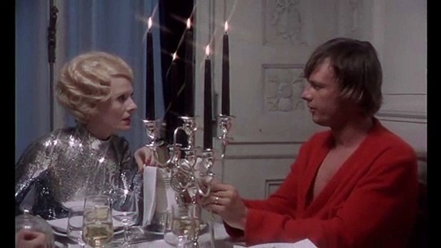 Les Lèvres rouges EXTRAIT VF Vous ne risquez rien avec moi