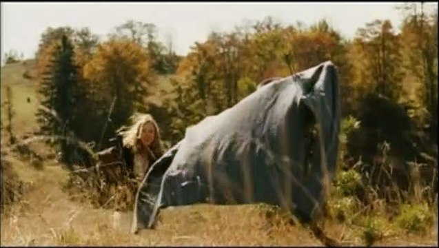 La Vie est un miracle Bande-annonce VO