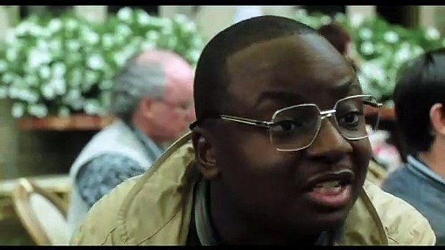 Chez nous c'est trois ! Bande-annonce VF