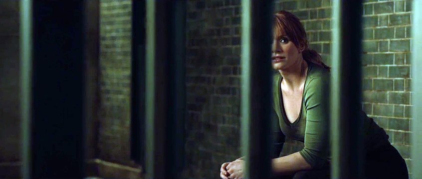 Jurassic World: Fallen Kingdom EXTRAIT VF Première rencontre avec un dinosaure