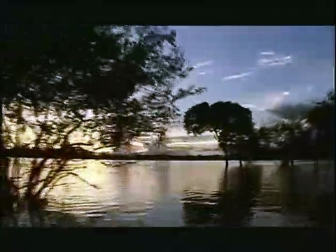 D'autres mondes Bande-annonce VF