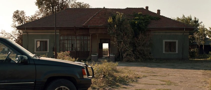 Dogs - EXTRAIT VO Police, le chien